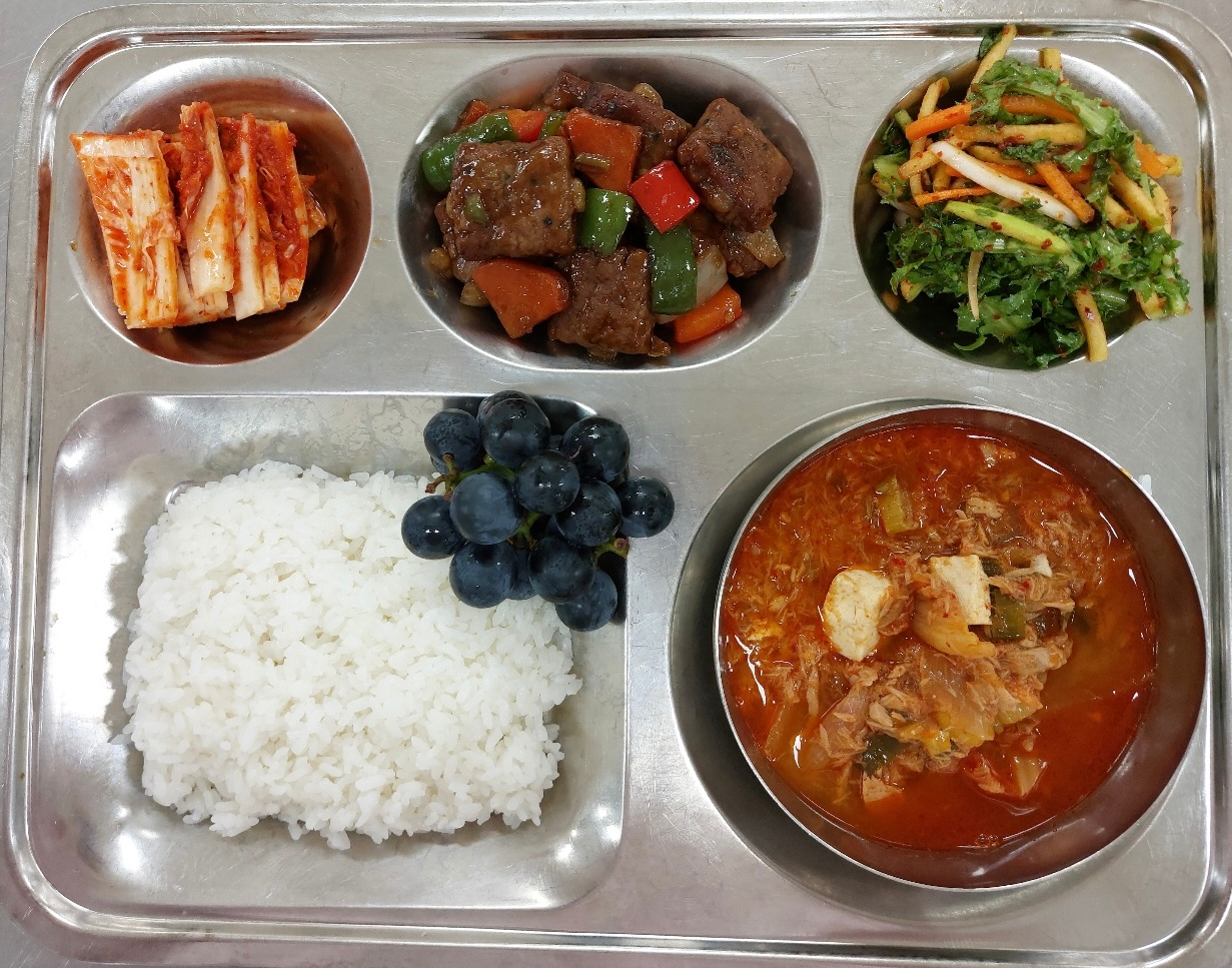 석식 식단 이미지